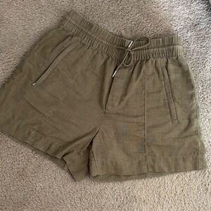 Athleta Retreat Linen Mid Ride 4” Short